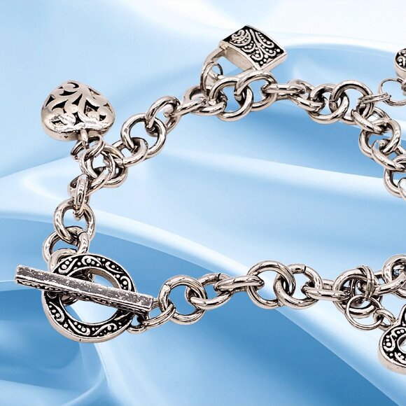 Silver-Tone Heart & Key Charm Bracelet Vtg Style Link Chain w/ Scrollwork Toggle - Picture 5 of 9